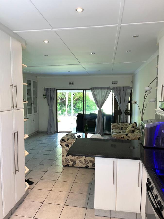 Villa Mtunzi Park, 39 Peaceful Shores à Scottburgh Extérieur photo